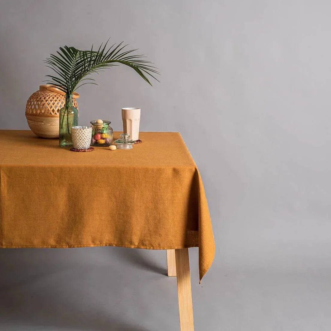 Linen Tablecloth | Dustproof, Various Sizes, Vibrant Colors